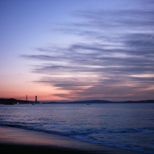 ミニデジ（MiniDigi）で撮影した三浦海岸の朝焼け1-日の出数十分前
