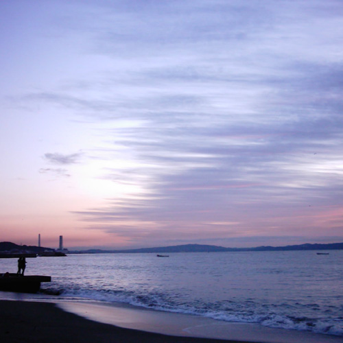 ミニデジ（MiniDigi）で撮影した三浦海岸の朝焼け2-日の出直前