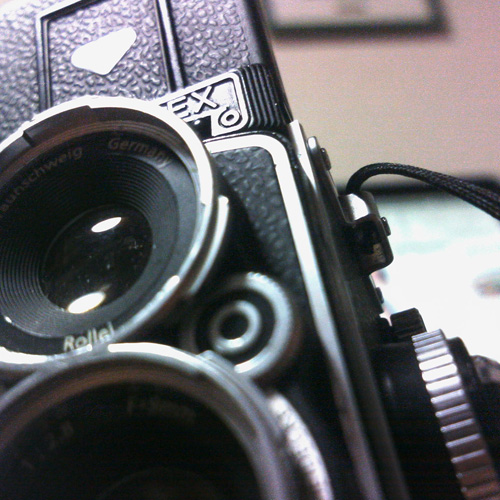 【写真】MiniDigi AF5.0でローアングルから撮影した初代ミニデジ（MiniDigi）