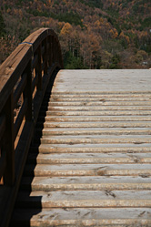 【写真】木曽の大橋の写真4〜奈良井宿方面に向かってやや正面からを撮影。