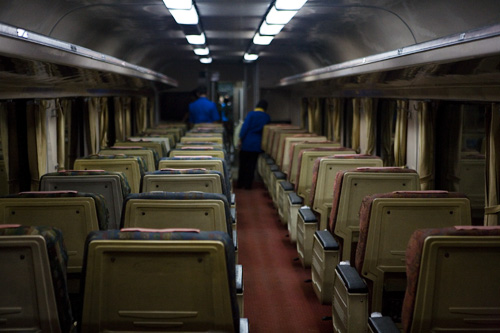 【画像】マレー鉄道の寝台夜行列車内2〜他の車両2