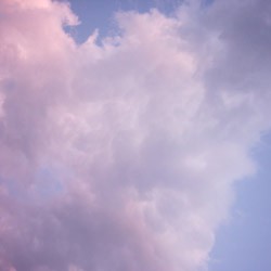【画像】初代ミニデジ撮影比較4〜朝焼けの雲 by 新規購入個体