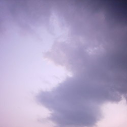 【画像】初代ミニデジ撮影比較6〜朝焼けの空と雲 by 修理個体