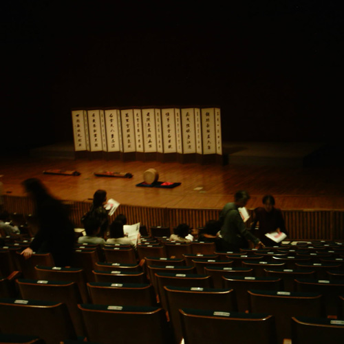 【画像】ミニデジ（MiniDigi）で撮影した開演前の舞台1
