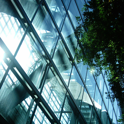 【画像】ミニデジ（MiniDigi）で撮影した東京国際フォーラムのガラス窓